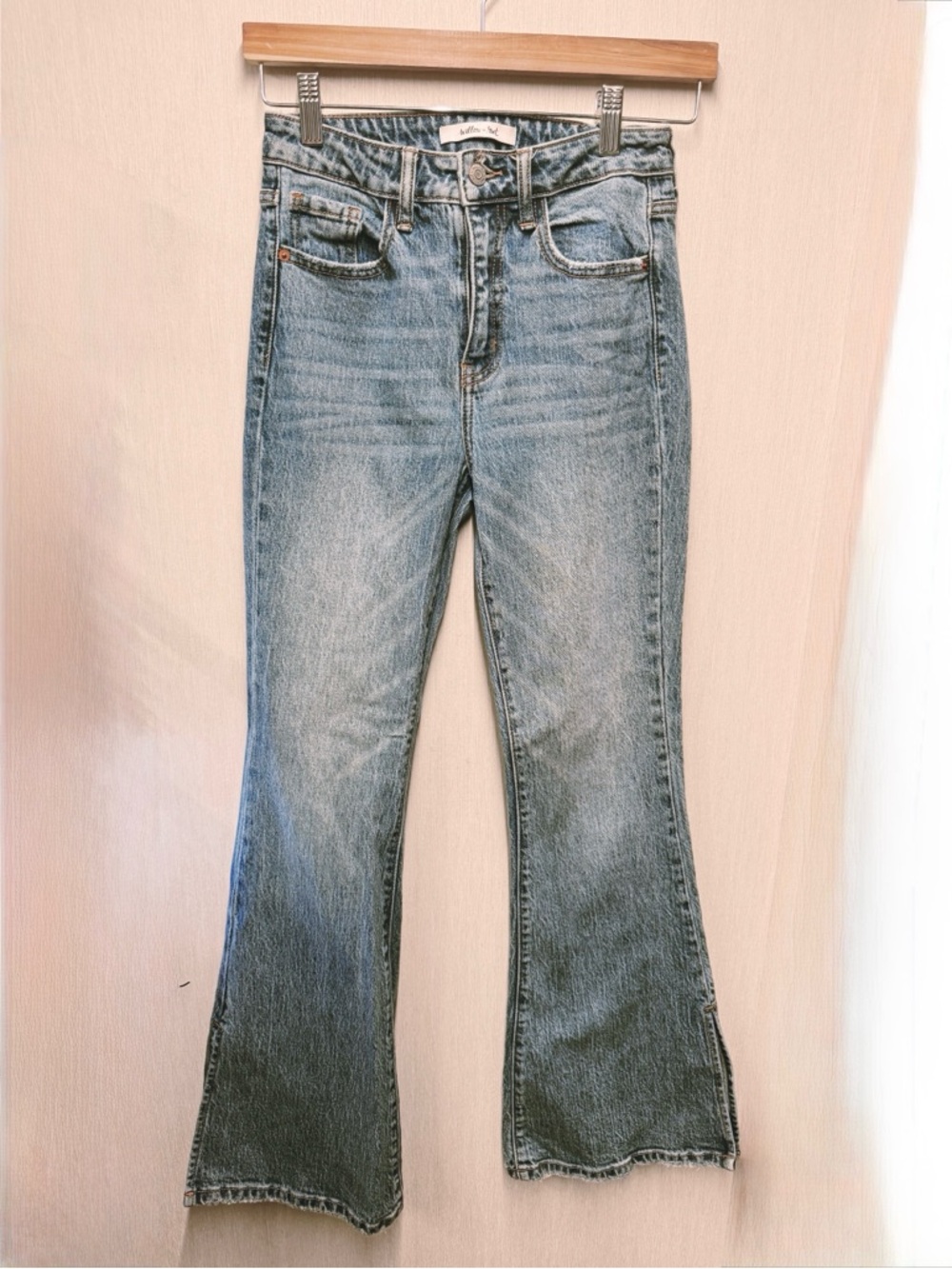 Willow + Root The Flared Out High Rise Split Hem Jeans, Size 24 - Picture 4 of 12